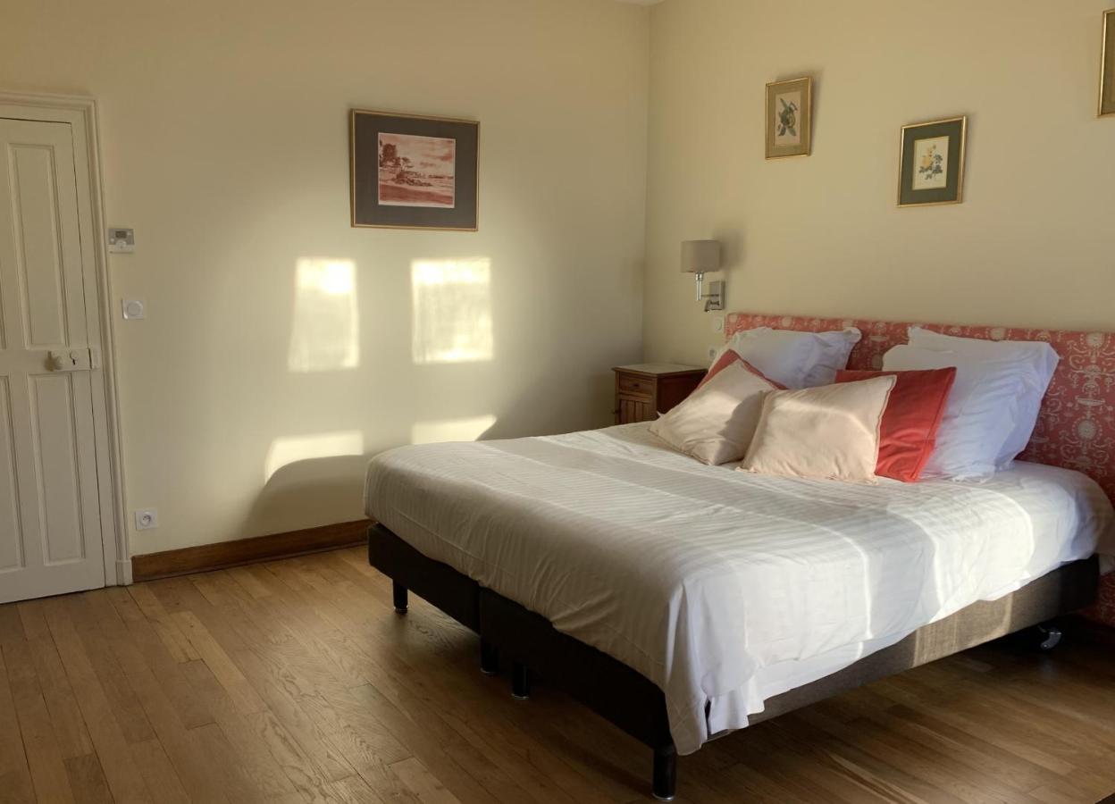 Bed and Breakfast L'Abeaupiniere Reboursin Habitación foto